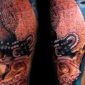 tatuaggio Braccio Realistici Mare Polpo di Puedmag Custom Ink Tattoos