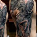 tatuaje Hombro Águila Geométrico por Kipod Studio