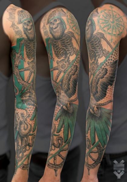 รอยสัก โครงกระดูก ปลอกแขน โดย On Point Tattoo
