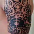 tatuagem Ombro Braço Tribais Maori por Blacksheep Ink
