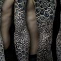 Dotwork Geometrisch Sleeve tattoo von Vienna Electric Tattoo