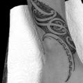 tatuaje Brazo Tribal por Coen Mitchell