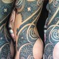 tatuagem Lado Tribais Dotwork por Coen Mitchell