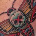 Arm New School Motte tattoo von Captured Tattoo