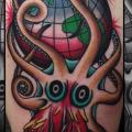 Schulter Oktopus tattoo von Captured Tattoo