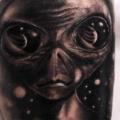 tatouage Fantaisie Jambe Alien par Silvano Fiato