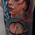Schulter Arm Frauen Tor tattoo von Michael Litovkin