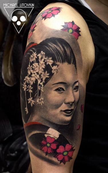 Tatuaggio Spalla Giapponesi Geisha di Michael Litovkin