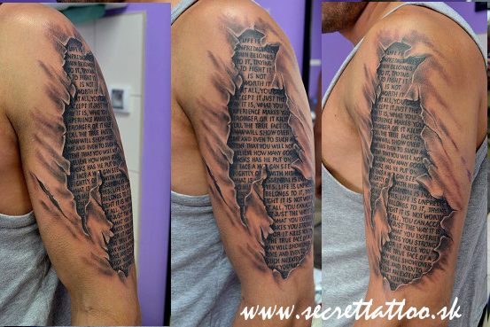 Tatuaje Hombro Brazo Letras 3d por Secret Tattoo & Piercing