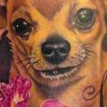 Realistische Blumen Hund tattoo von 2nd Skin