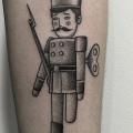 tatuaje Brazo Robot Dotwork juguete por Marla Moon