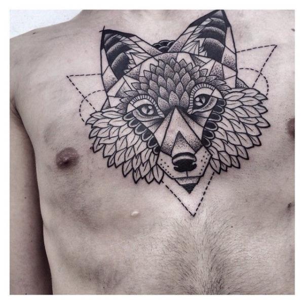 Brust Wolf Dotwork Tattoo von Zmierzloki tattoo