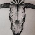 Totenkopf Bauch tattoo von Luciano Del Fabro