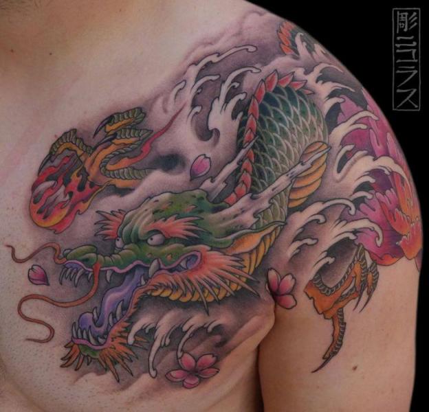 Shoulder Dragon Tattoo by Nicklas Westin