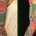 Flamingo Sleeve tattoo von Dalmiro Tattoo
