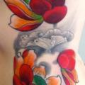 Blumen Seite Lotus tattoo von Dalmiro Tattoo