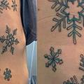 tatuaje Lado Copo de nieve por Alex Heart