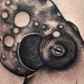 Oktopus Oberschenkel tattoo von Parliament Tattoo