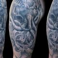 Shoulder Octopus tattoo by Freibeuter Tattoo