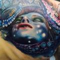 Schulter Rücken Oktopus Frau tattoo von Sam Barber