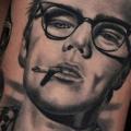 tatuaje Retrato Realista Muslo por El Loco Tattoo Lounge