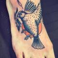 tatuaggio Piede Uccello di Solid Heart Tattoo