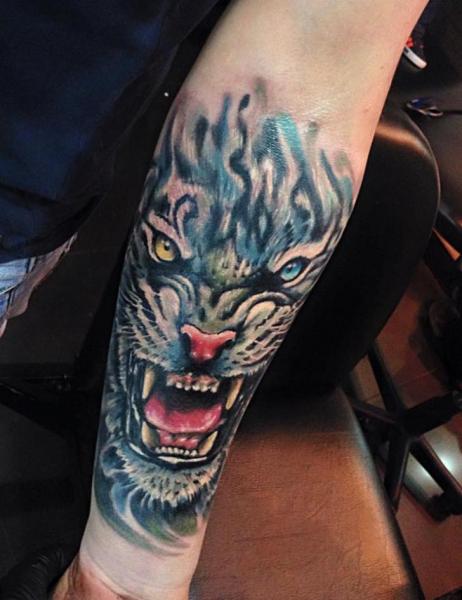 Arm Realistic Tiger Tattoo by Fontecha Iron