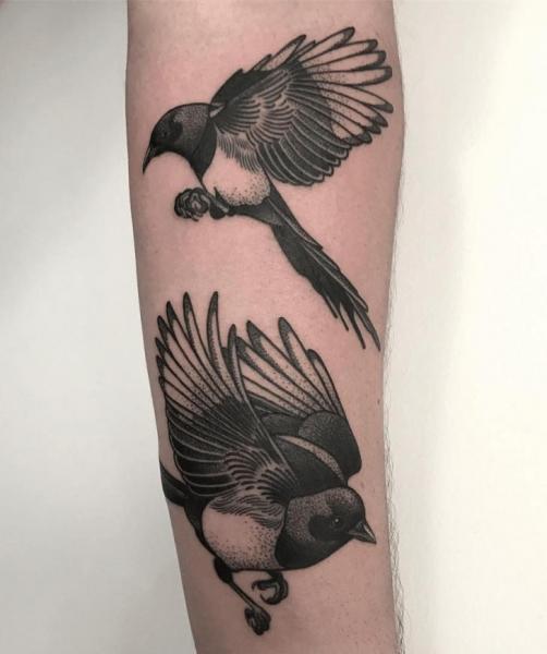 Tatuaggio Braccio Uccello di NR Studio