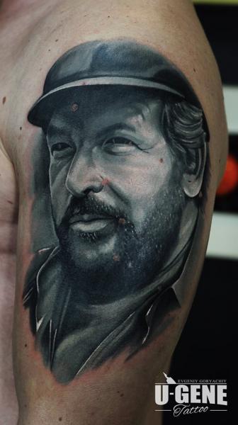 Tatuaggio Braccio Ritratti di Voice of Ink