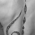 tatuaż Plecy Tribal przez Logia Barcelona