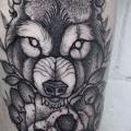 Leg Skull Wolf Dotwork tattoo by Logia Barcelona