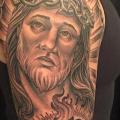 tatuaje Brazo Jesús Religioso por Good Kind Tattoo