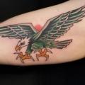 tatouage Bras Aigle par Electric Anvil Tattoo