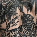 tatuaje Espalda Águila Tigre por Electric Anvil Tattoo