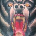 tatuagem Old School Barriga Urso por Electric Anvil Tattoo