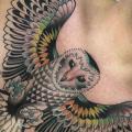 tatuaż Klatka piersiowa Sowa przez Black Anvil Tattoo