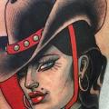 tatuaje Pierna sombrero mujer por Black Anvil Tattoo