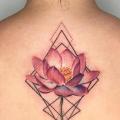 Blumen Rücken Dotwork tattoo von Dot Ink Group