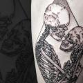 tatuaje Brazo Esqueleto por Heart of Art