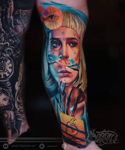 Arm Frau Tattoo von Sabian Ink