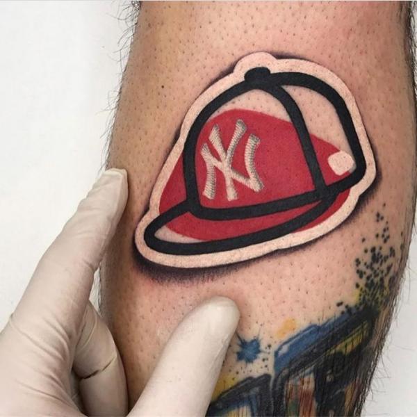 Tatuaje Ternero Sombrero por Mambo Tattooer