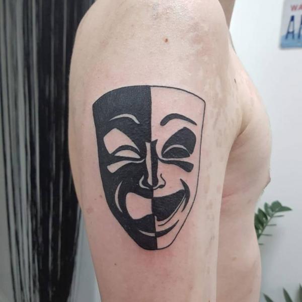 Arm Masken Tattoo von Plan9 Ealing