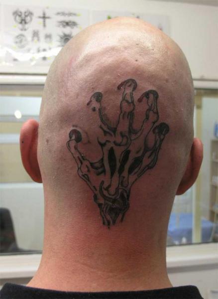 Tatuaż Dłoń Głowa Szkielet przez Absolute Ink