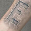 tatouage Bras Lettrage 3d par Cia Tattoo