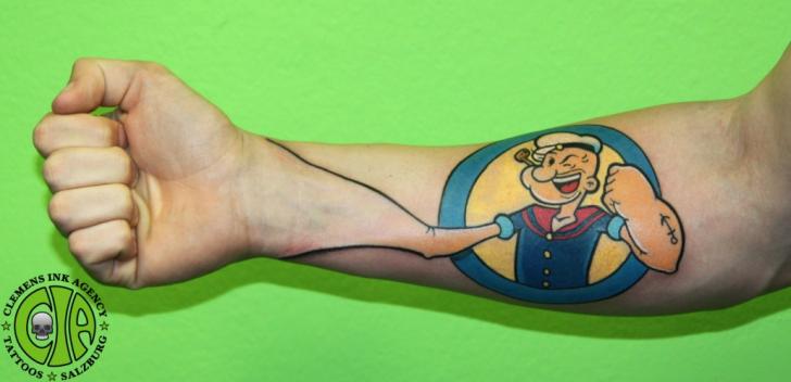 Tatuaje Brazo Personaje Popeye por Cia Tattoo