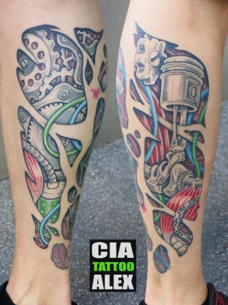 รอยสัก ชีวกลศาสตร์ น่อง โดย Cia Tattoo