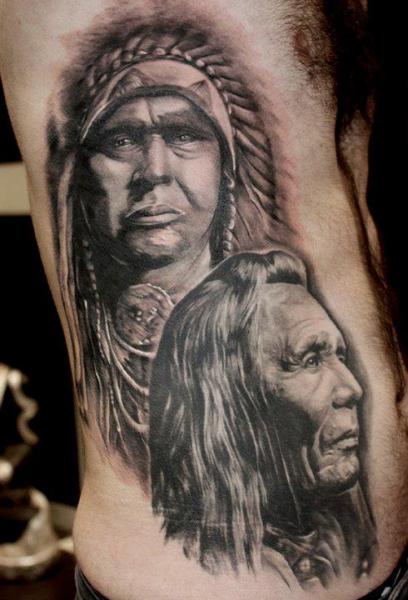 Tatuaż Realistyczny Bok Indianin przez Dirty Roses