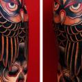 Shoulder Old School Owl tattoo by Avinit Tattoo