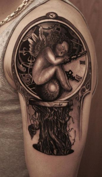 Tatuaggio Spalla Fantasy Angeli di Barry Louvaine