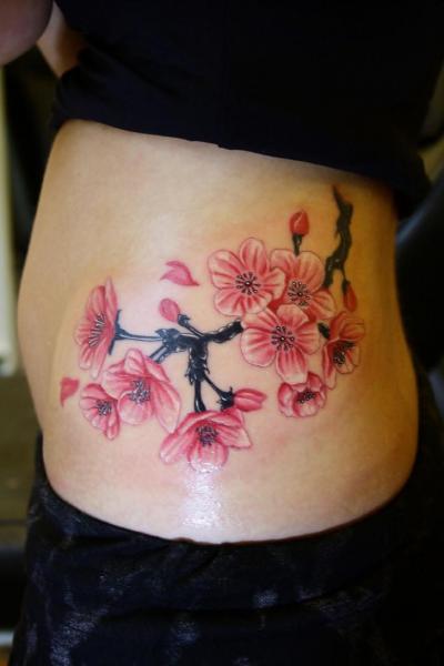 Tatuaje Flor Lado Cereza por Barry Louvaine